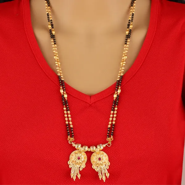 Gold_Elegant_Mangalsutra_For_Women