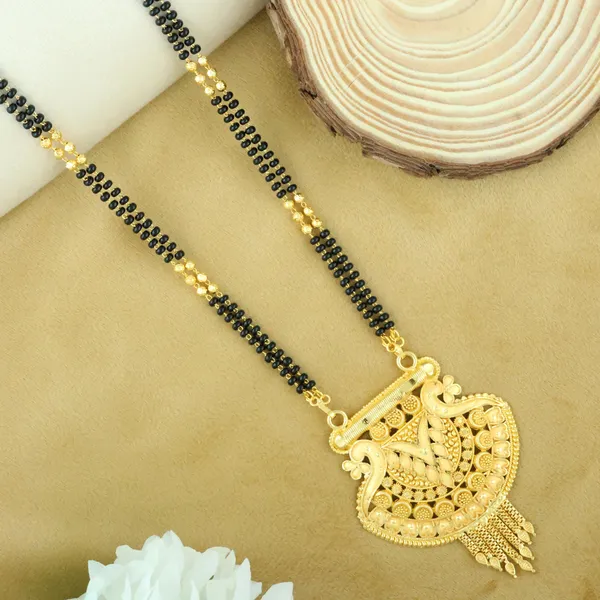Gold_Elegant_Mangalsutra_For_Women