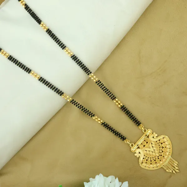 Gold_Elegant_Mangalsutra_For_Women