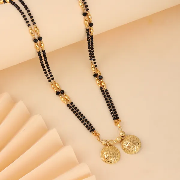 Gold_Elegant_Mangalsutra_For_Women