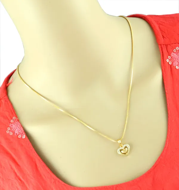 Gold_Pendant_set_Elegant_For_Women
