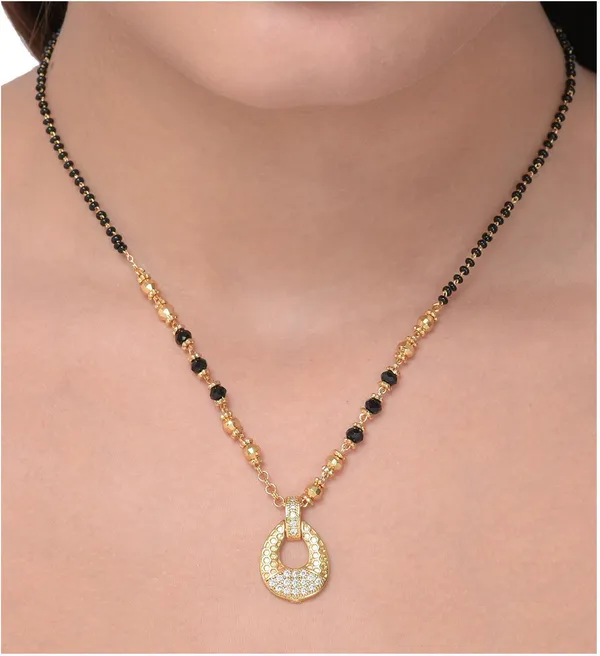 Gold_Elegant_Mangalsutra_For_Women