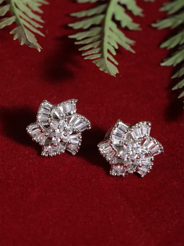White_Elegant_Stud_Earring_For_Women