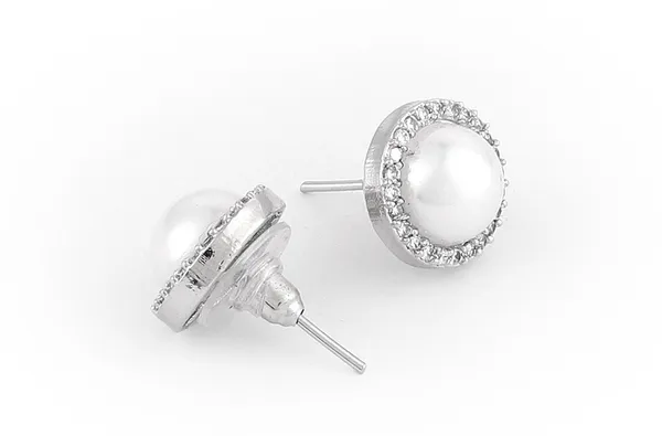 Silver_Elegant_Earring_Set_For_Women