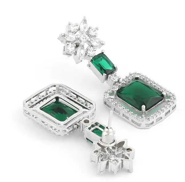 Green_Elegant_Earring_Set_For_Women