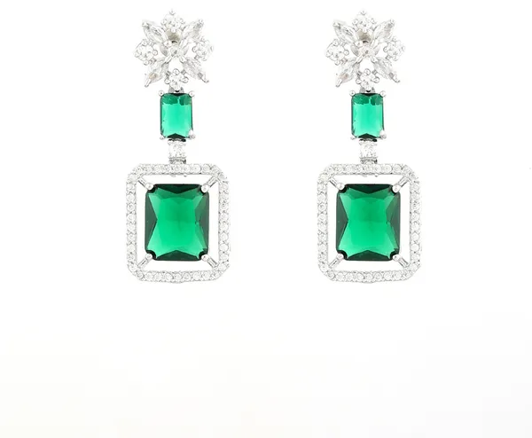 Green_Elegant_Earring_Set_For_Women