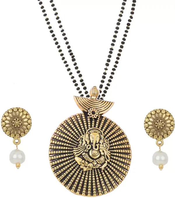 White_&_Black_&_Copper_Elegant_Mangalsutra_&_Earring_Set_For_Women