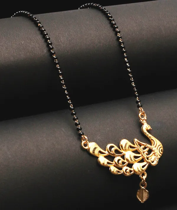 Gold_Elegant_Mangalsutra_For_Women