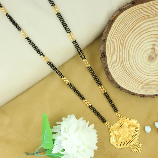 Gold_Elegant_Mangalsutra_For_Women