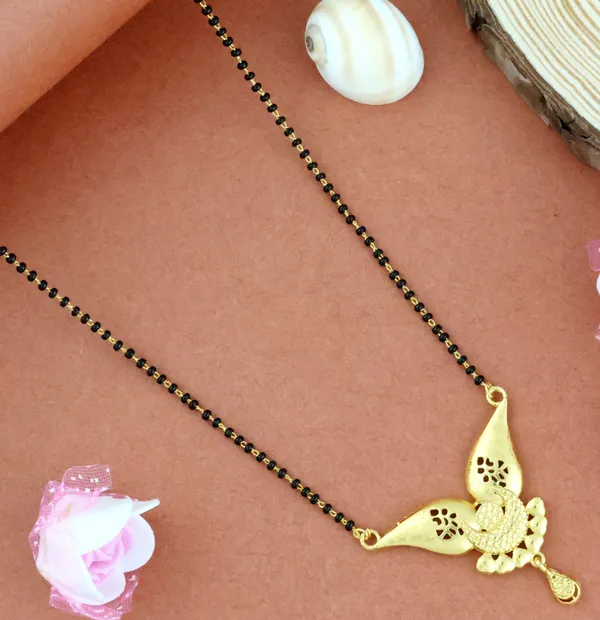 Gold_Elegant_Mangalsutra_For_Women_(_Pack_of_3_)