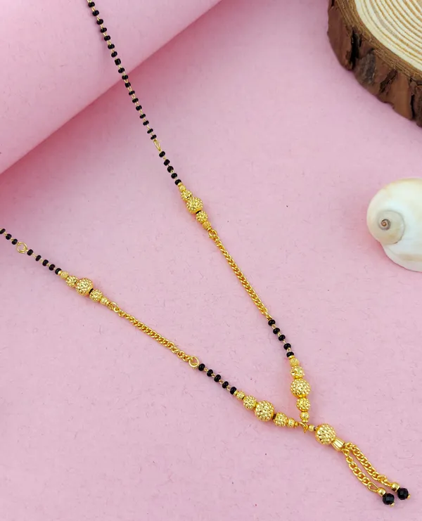 Gold_Elegant_Mangalsutra_For_Women_(_Pack_of_3_)