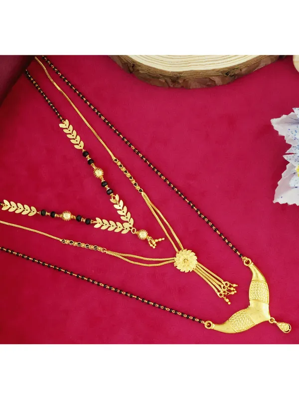 Gold_Elegant_Mangalsutra_For_Women_(_Pack_of_3_)