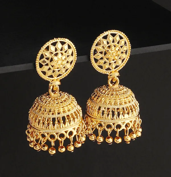 Gold_Elegant_Jhumki_Earring_For_Women
