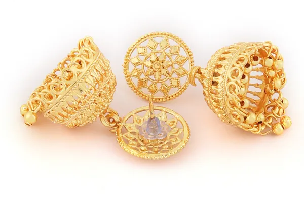 Gold_Elegant_Jhumki_Earring_For_Women