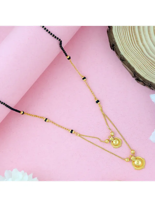Gold_Elegant_Mangalsutra_For_Women