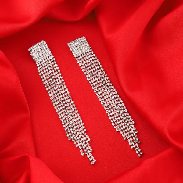 White_Elegant_Earring_Set_For_Women