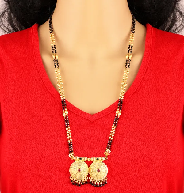 Gold_Elegant_Mangalsutra_For_Women