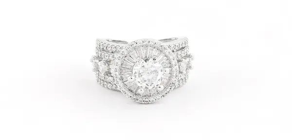 Silver_Elegant_Ring_For_Women