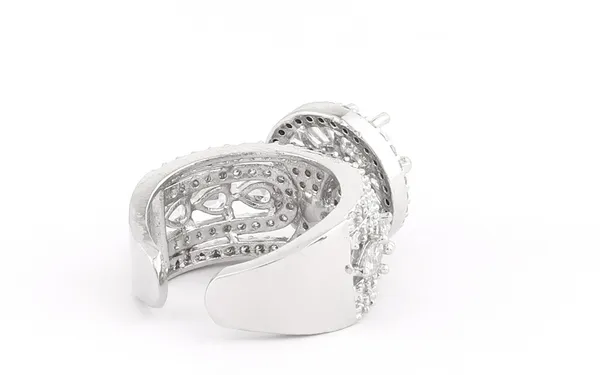 Silver_Elegant_Ring_For_Women