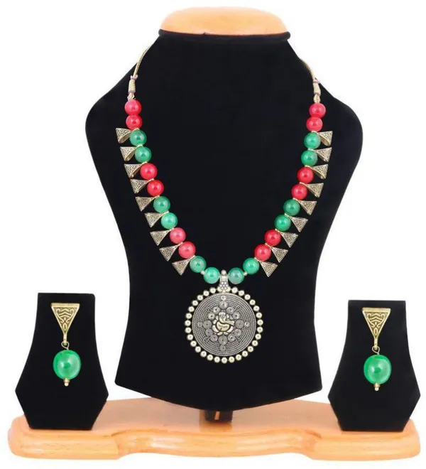 Silver_&_Green_&_Red_Elegant_Earring_&_Necklace_Set_For_Women