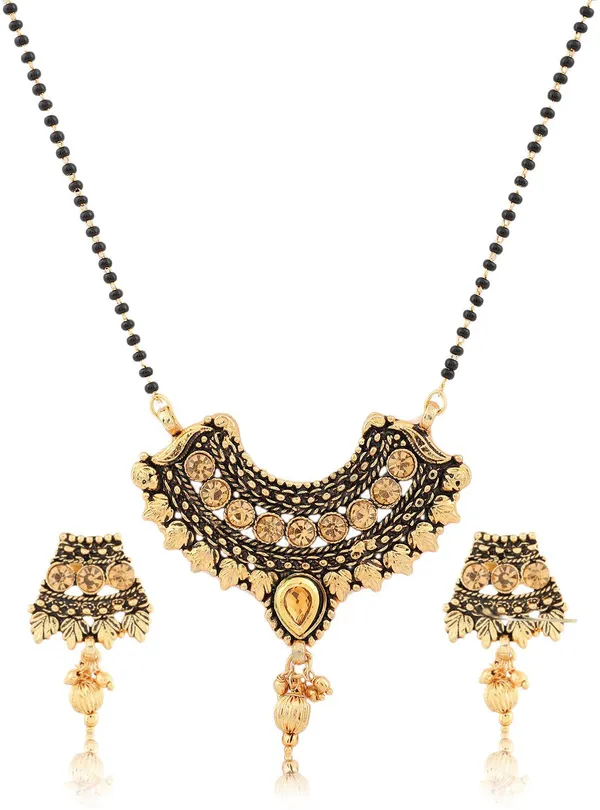 Gold_Elegant_Mangalsutra_&_Earring_Set_For_Women