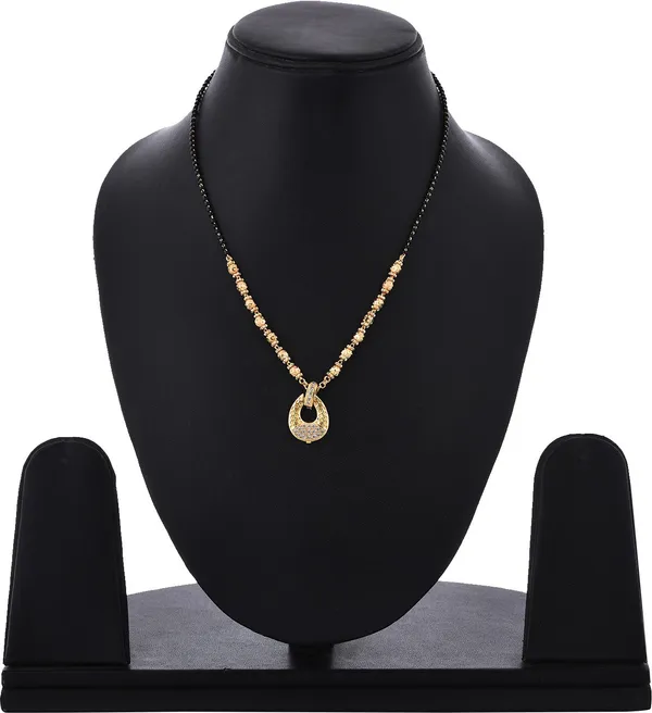Gold_Elegant_Mangalsutra_For_Women