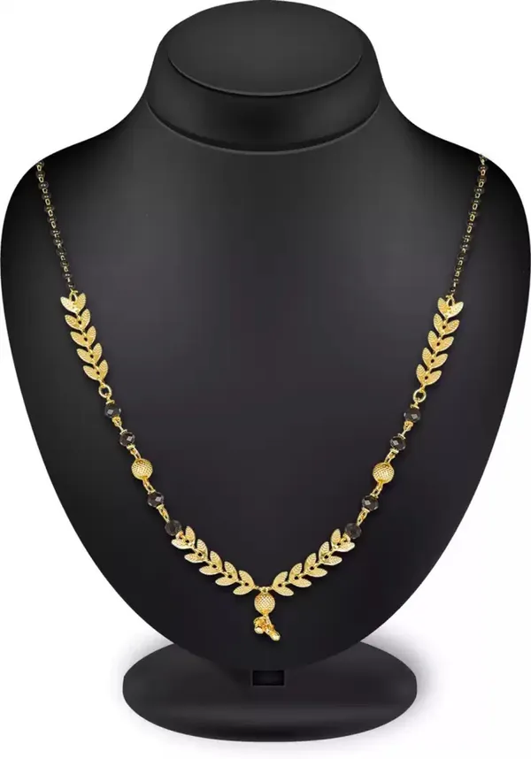 Gold_Elegant_Mangalsutra_For_Women