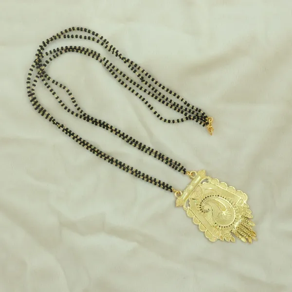 Gold_Elegant_Mangalsutra_For_Women