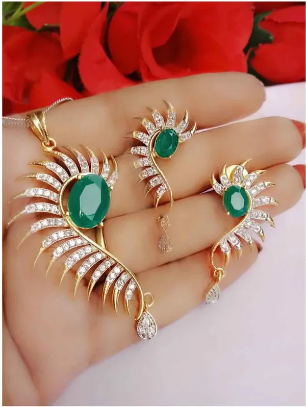 Green_Elegant_Earring_&_Necklace_Set_For_Women