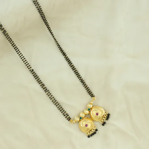Gold_Elegant_Mangalsutra_For_Women