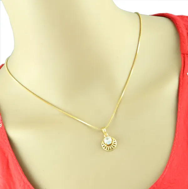 Gold_Pendant_set_Elegant_For_Women
