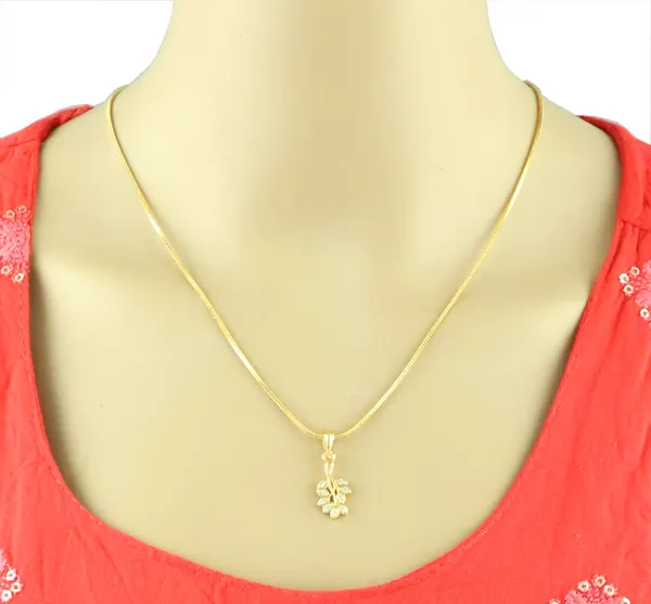 Gold_Pendant_set_Elegant_For_Women