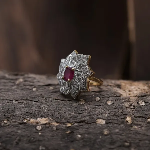 Red_Elegant_Ring_For_Women