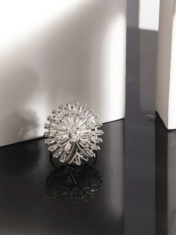 Silver_Elegant_Ring_For_Women