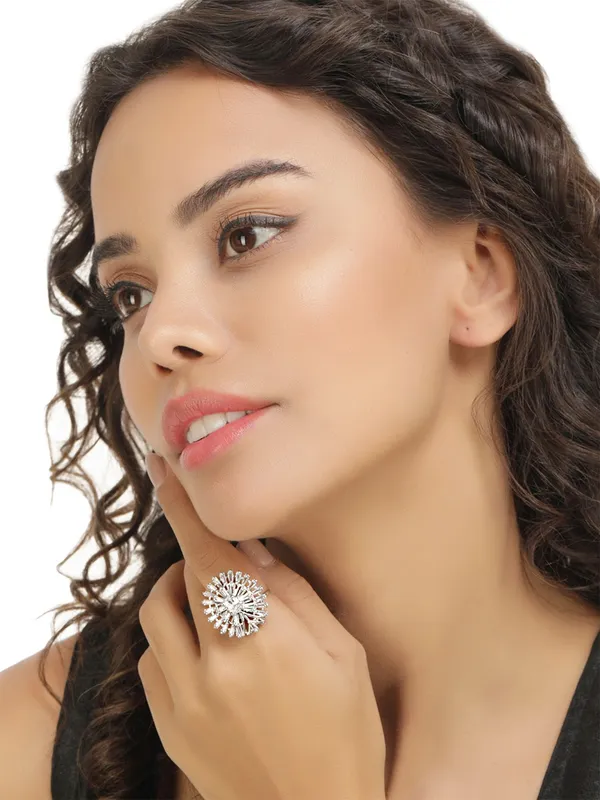 Silver_Elegant_Ring_For_Women