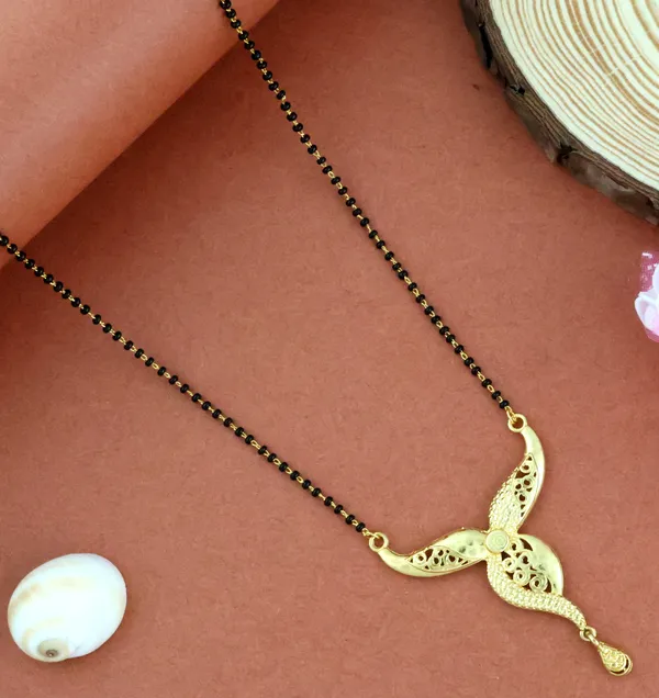 Gold_Elegant_Mangalsutra_For_Women_(_Pack_of_3_)