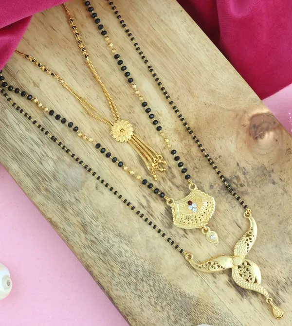 Gold_Elegant_Mangalsutra_For_Women_(_Pack_of_3_)