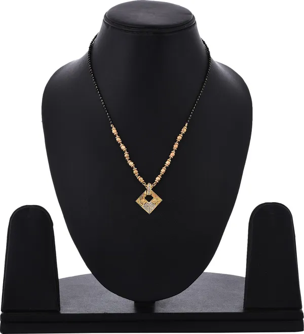 Gold_Elegant_Mangalsutra_For_Women