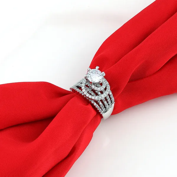 White_Elegant_Ring_For_Women