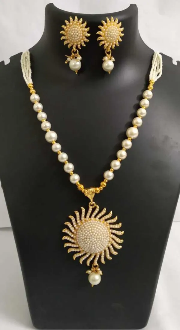 White_Elegant_Earring_&_Necklace_Set_For_Women
