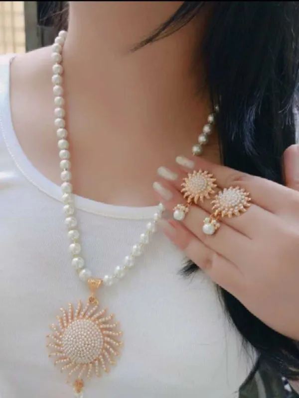 White_Elegant_Earring_&_Necklace_Set_For_Women