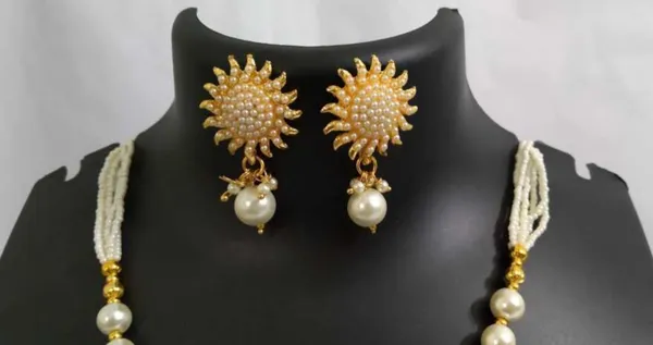 White_Elegant_Earring_&_Necklace_Set_For_Women
