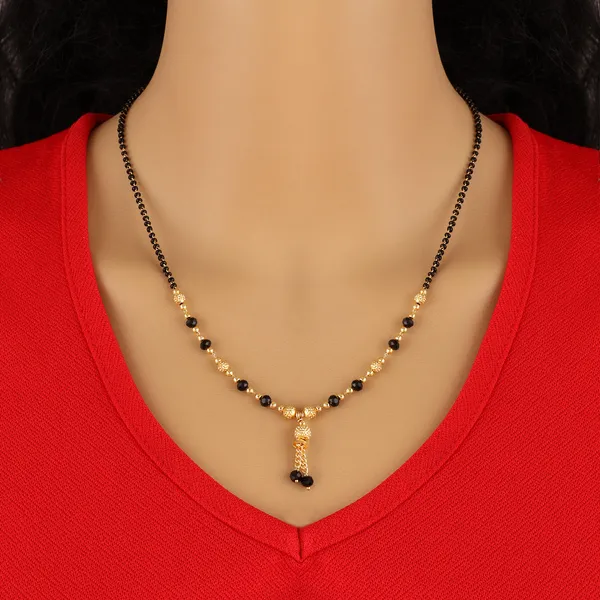 Gold_Elegant_Mangalsutra_For_Women