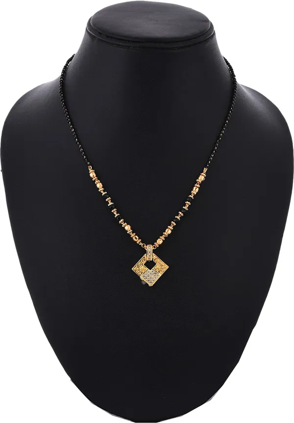 Gold_Elegant_Mangalsutra_For_Women
