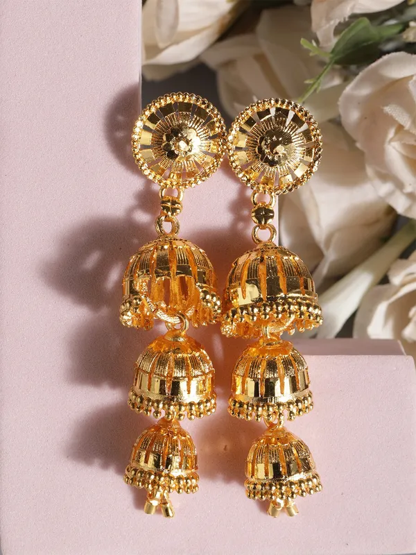 Gold_Elegant_Earring_Set_For_Women