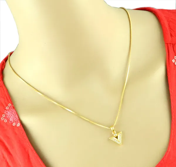 Gold_Pendant_set_Elegant_For_Women