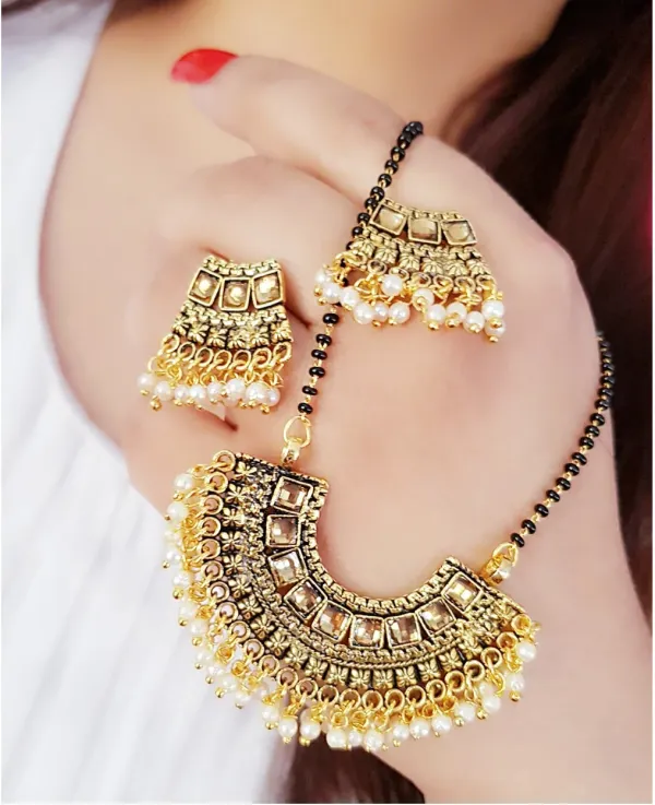 Gold_&_Black_&_White_Elegant_Mangalsutra_&_Earring_Set_For_Women