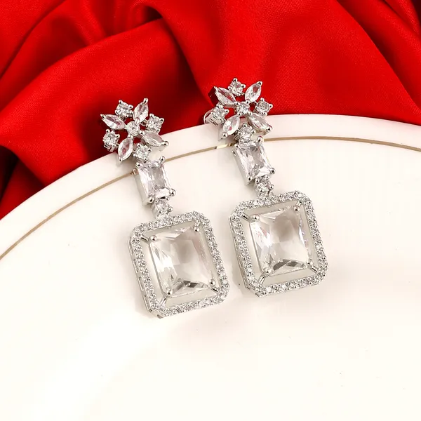 White_Elegant_Earring_Set_For_Women