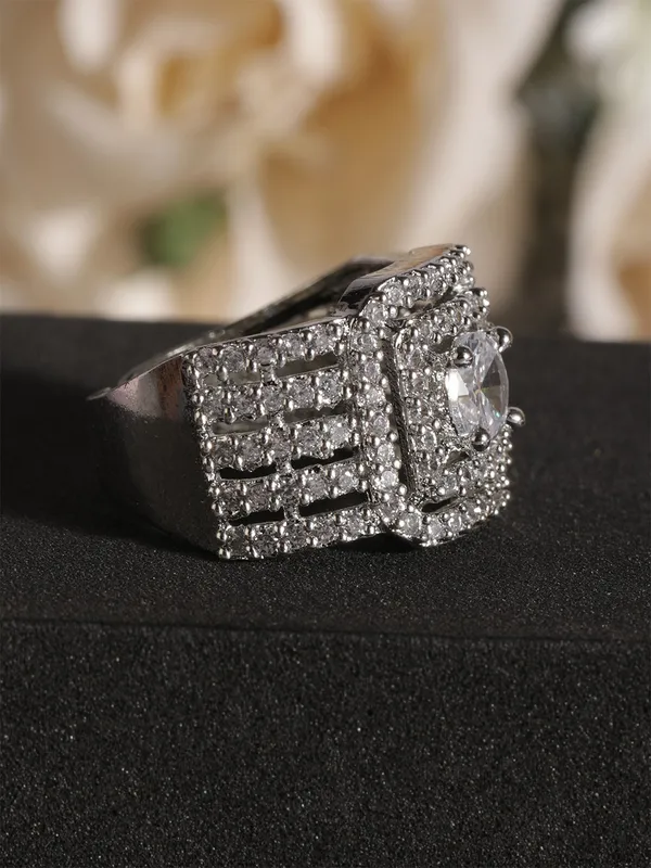 Silver_Elegant_Ring_For_Women