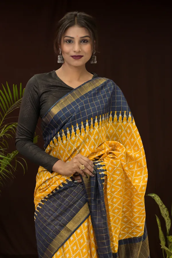 Yellow_Cotton_Silk_Saree_With_Running_Blouse_For_Women